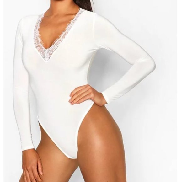 Boohoo Tops - Boohoo White Bodysuit